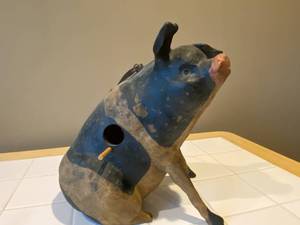 lot 58 image: Ceramic bird house