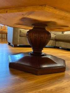 lot 92 image: Octagonal coffee table