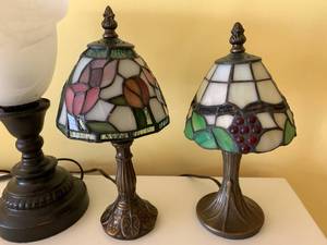 lot 32 image: Small stained glass lamps