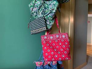 lot 106 image: Vera Bradley Bag Collection