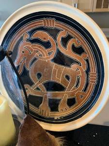 lot 110 image: Eclectic decorating haul