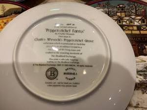 lot 143 image: Charles Wysocki plate set