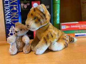 lot 162 image: Steiff Tiger and Bear