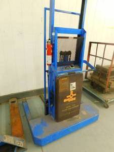 Big Joe Electric Lift