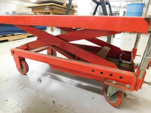 Lift Table with Foot pump