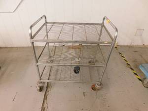 3 shelf cart with casters