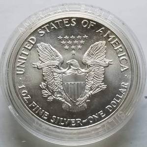 1988 AMERICAN SILVER EAGLE 1 TROY OZ. .999 FINE SILVER IN AIRTITE