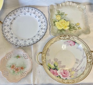 lot 40 image: Floral and Fruit Themed Plates