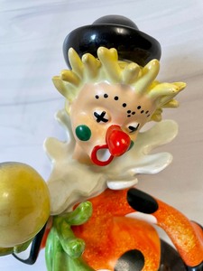 lot 42 image: Crazy Clown by Napco