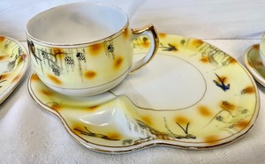 lot 47 image: 6 OK Hand Painted Snack Plates with Cups