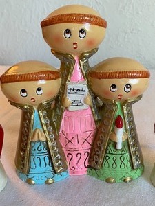 lot 65 image: Adorable Vintage Christmas Figurines