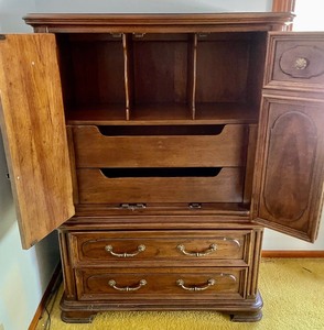 lot 117 image: Amazing Armoire
