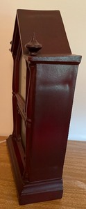 lot 139 image: Haddon Products Inc. Electric Clock