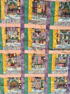 lot 150 image: Colorful Quilt