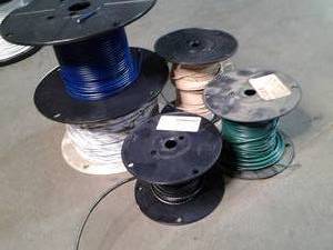 5 Spools with different sizegauge ...