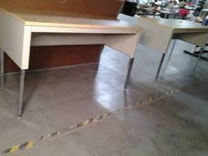 Lot of 2 Heavy Duty Charnstrom Meta...