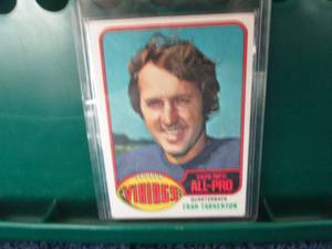 lot 7 image: 1976 Fran Tarkenton Card...
