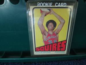 lot 12 image: 1973-74 Topps Julius Erving Rookie ...
