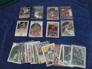 lot 13 image: 30 Basketball Star Cards...