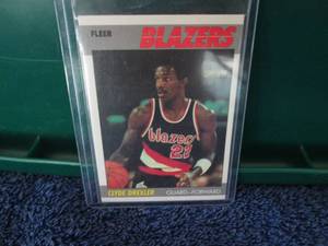 lot 14 image: 1987-88 Fleer Clyde Drexler Card...