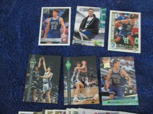 lot 17 image: 20 Christian Laettner Rookie Cards...
