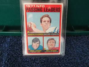lot 25 image: 1972 Topps Roger Staubach Card...