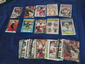 lot 28 image: 50 Art Monk Cards...