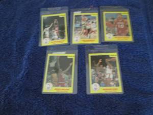 lot 31 image: 1986 Star Basketball Cards...