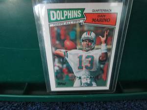 lot 41 image: 1987 Topps Dan Marino Cards...