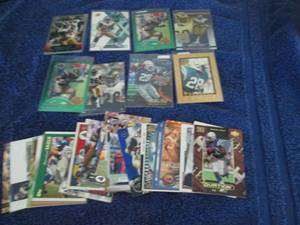 lot 60 image: 40 Marshall Faulk Cards...
