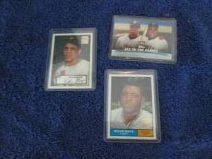 lot 74 image: Willie Mays Cards...