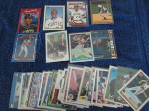 lot 76 image: 30 Barry Bonds Cards...