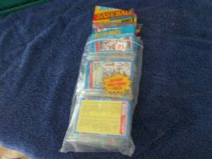 lot 113 image: 1991 Donruss Baseball Rack Packs...