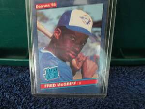 lot 141 image: 1986 Donruss Fred McGriff Rookie Ca...