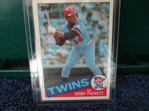 lot 142 image: 1985 Topps Kirby Puckett Rookie Car...