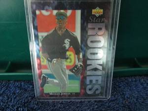 lot 144 image: 1994 Upper Deck Michael Jordan Base...