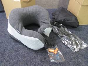 lot 194 image: Memory FoamTravel Pillow with Eye M...