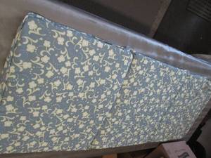 lot 216 image: 5 Cushions for Teachers Rockers ...
