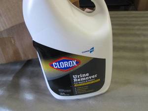 lot 223 image: 3 Gallons Clorox Urine Remover...