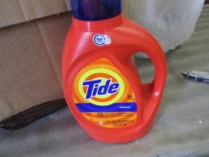 lot 229 image: 4- 92 oz Bottles Tide Original HE s...