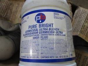 lot 250 image: 6 Gallons of Pure Bright Ultra Blea...