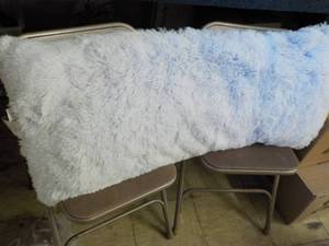 lot 8 image: Lavender Body Pillow...