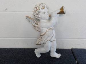 lot 80 image: Angel Wall Hanging...