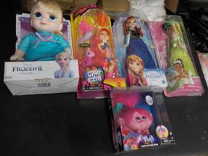lot 310 image: Doll Lot...