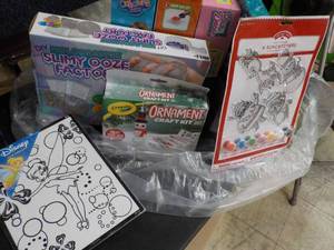 lot 311 image: toy Lot...