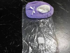 lot 337 image: Gold coast Lavender Slipper socks s...