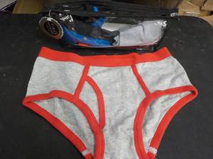 lot 381 image: FAO Schwartz Boys Briefs Size L...