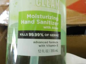 lot 400 image: Scent Theory Case of Moistening Han...