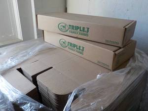 lot 407 image: 25 Self Closing Boxes 34 x 10 x 4...