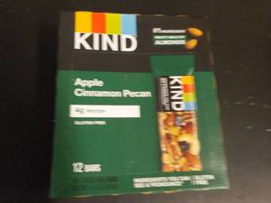 lot 551 image: Box of 12 KIND Apple Cinnamon Pecan...